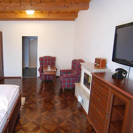Sheyly's 3* Trnava
